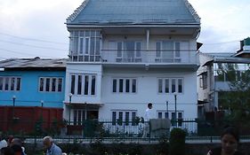 Hotel Mamata's